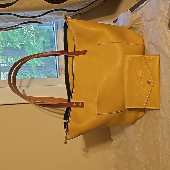 Bundle Portland Leather Large Tote and Large Envelope Wallet - Picture 2 of 10